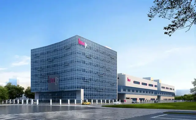 霍建宁打辅助，李嘉诚家族攒下1600亿现金